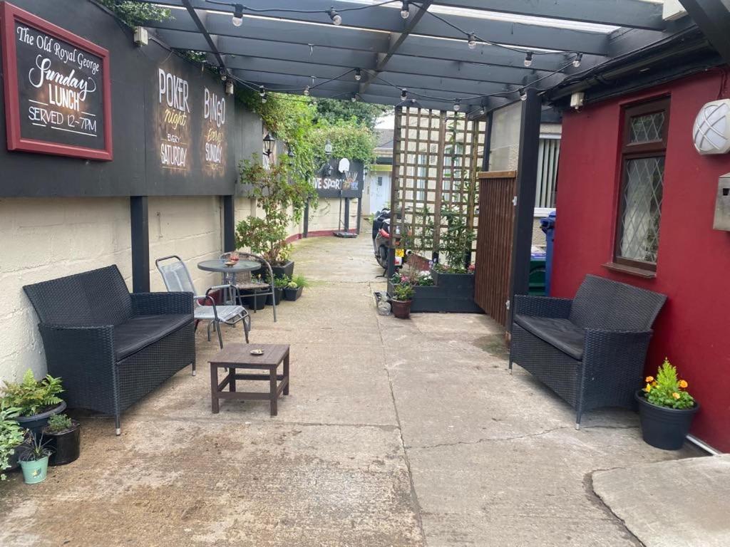 Ainderby Steeple The Old Royal George酒店 外观 照片